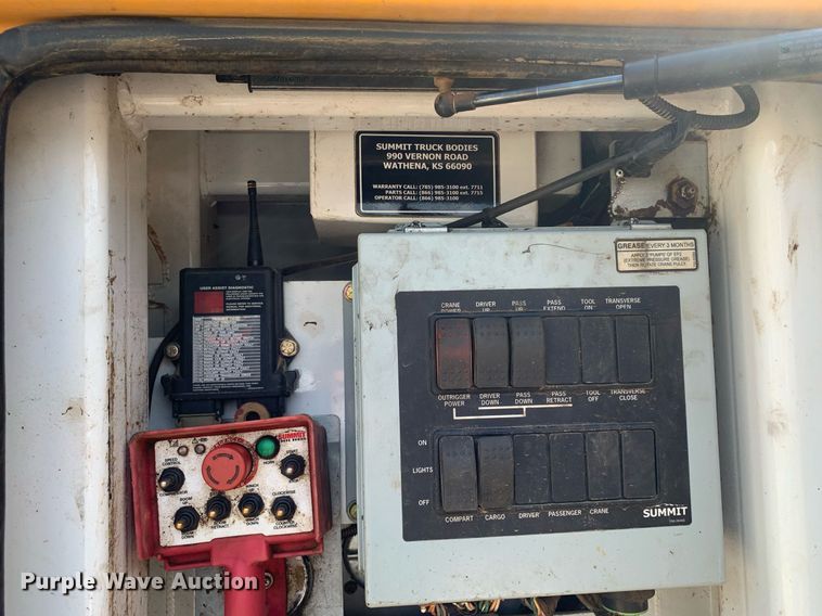 image for item DM1821 2014 Kenworth  T270 utility / service truck