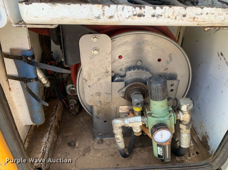 image for item DM1821 2014 Kenworth  T270 utility / service truck