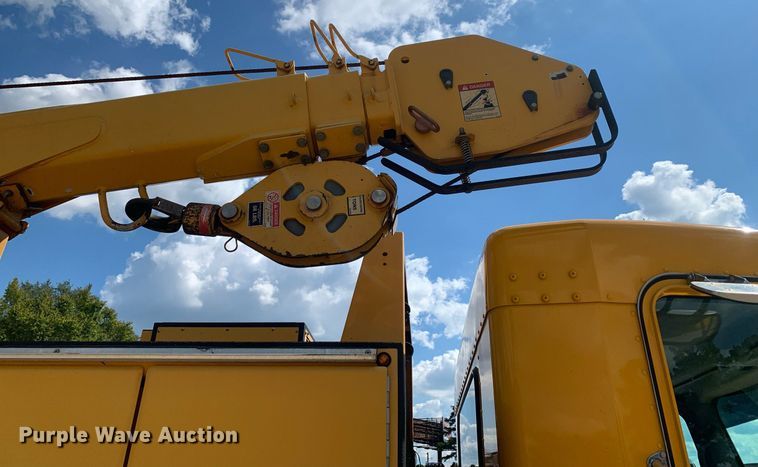 image for item DM1821 2014 Kenworth  T270 utility / service truck