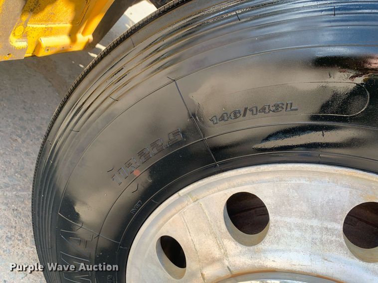 image for item DM1821 2014 Kenworth  T270 utility / service truck