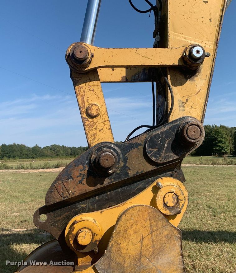 image for item DM1832 1996 Caterpillar  322L excavator