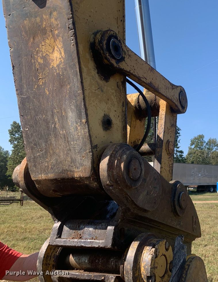 image for item DM1832 1996 Caterpillar  322L excavator