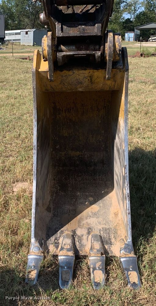 image for item DM1832 1996 Caterpillar  322L excavator