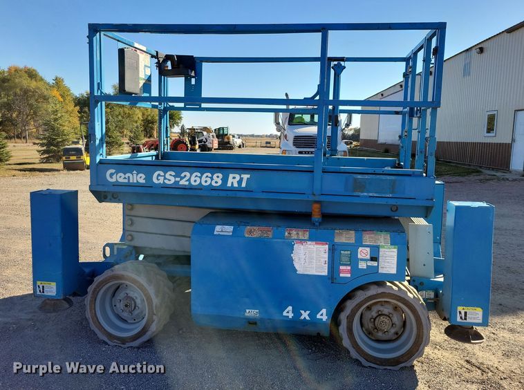 image for item DN3590 2008 Genie GS-2668 RT scissor lift