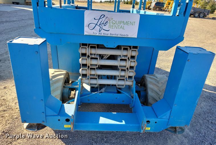 image for item DN3590 2008 Genie GS-2668 RT scissor lift
