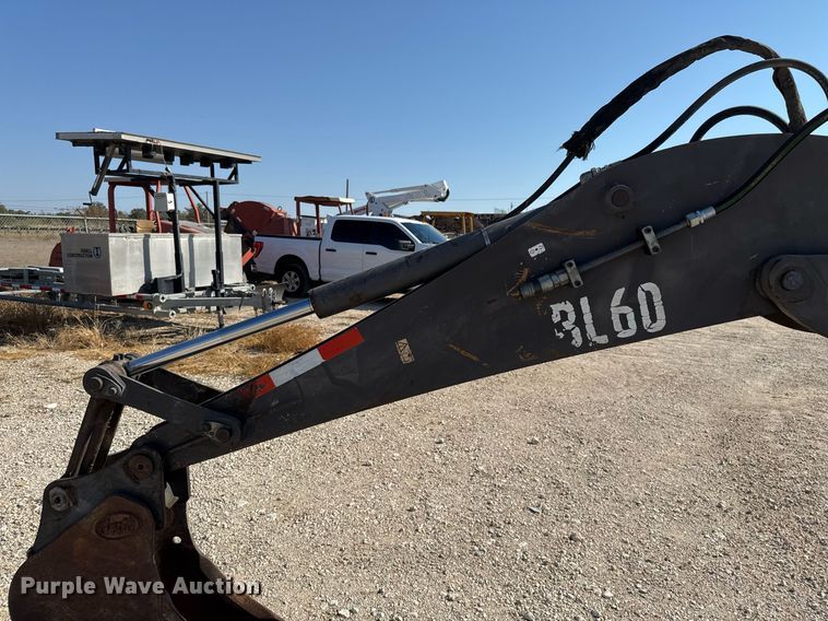 image for item DO2561 2008 Volvo BL60 backhoe