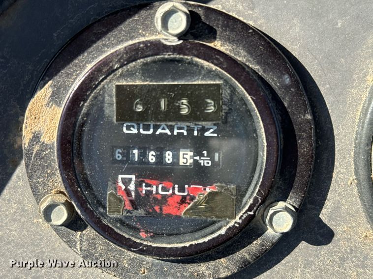 image for item DO2561 2008 Volvo BL60 backhoe