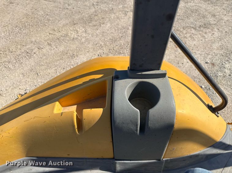 image for item DO2561 2008 Volvo BL60 backhoe