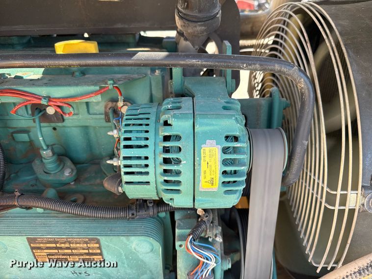 image for item DO2561 2008 Volvo BL60 backhoe