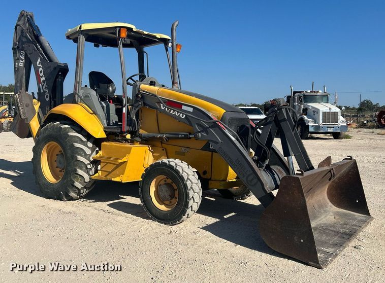 image for item DO2562 2008 Volvo BL60 backhoe