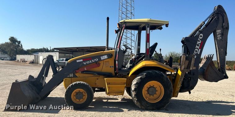 image for item DO2562 2008 Volvo BL60 backhoe