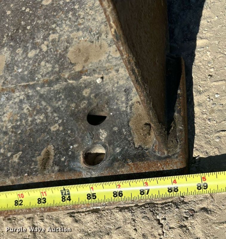 image for item DO2562 2008 Volvo BL60 backhoe