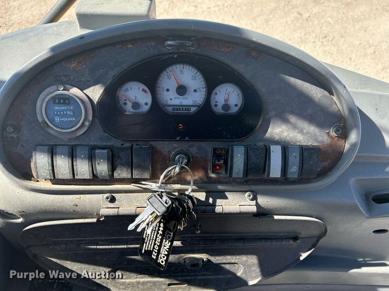 image for item DO2562 2008 Volvo BL60 backhoe