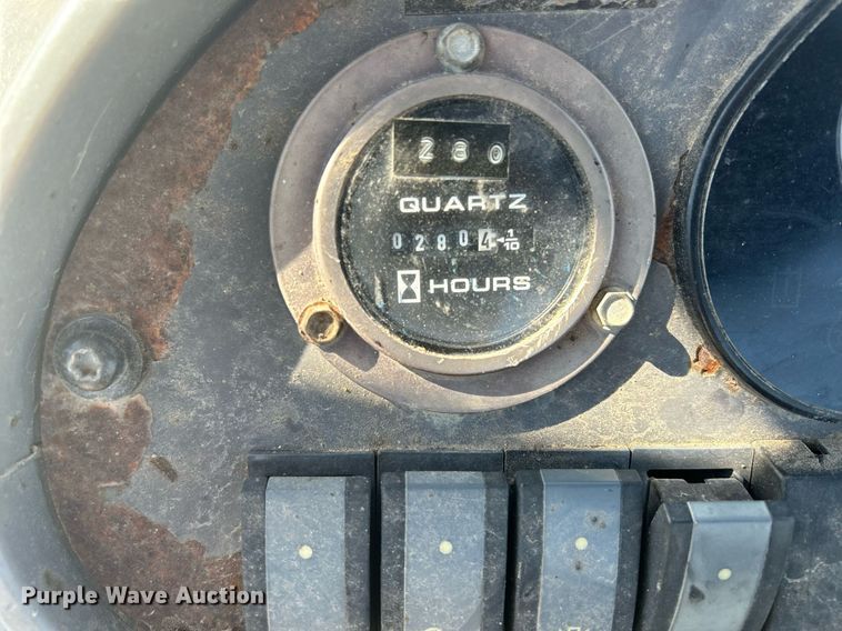 image for item DO2562 2008 Volvo BL60 backhoe