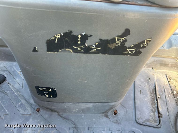 image for item DO2562 2008 Volvo BL60 backhoe