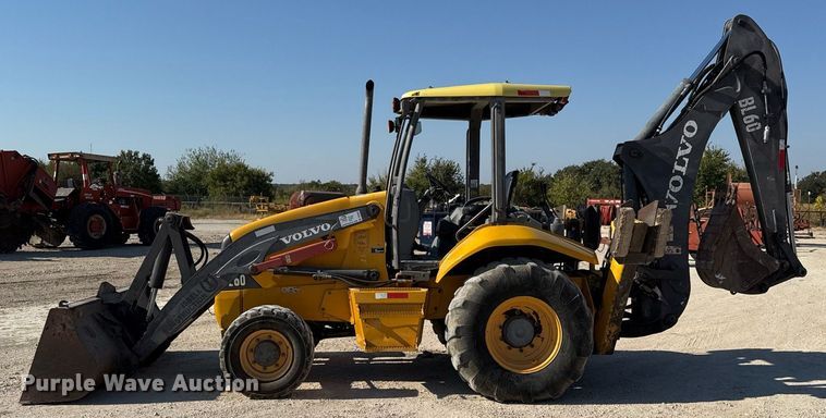 image for item DO2563 2008 Volvo BL60 backhoe