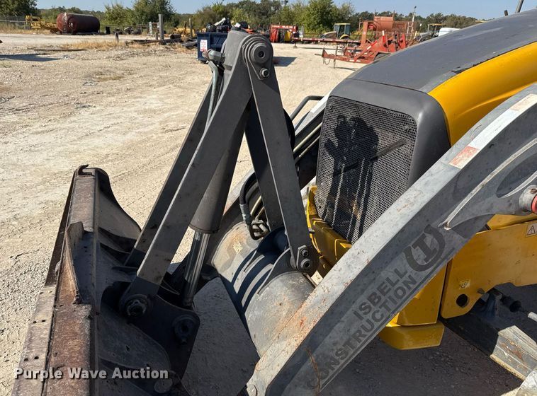 image for item DO2563 2008 Volvo BL60 backhoe