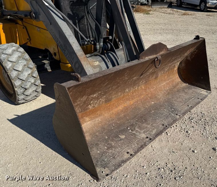 image for item DO2563 2008 Volvo BL60 backhoe