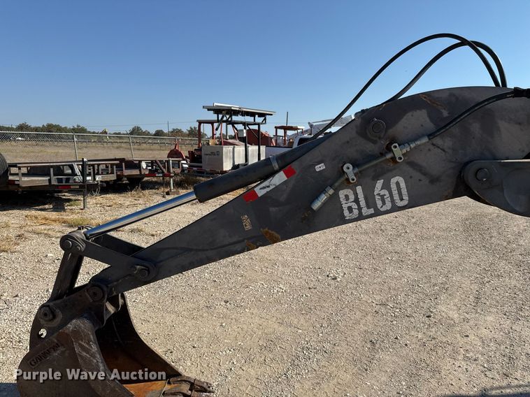image for item DO2563 2008 Volvo BL60 backhoe