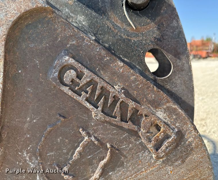 image for item DO2563 2008 Volvo BL60 backhoe