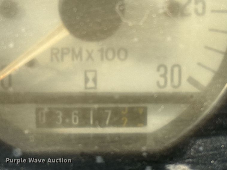 image for item DO2563 2008 Volvo BL60 backhoe