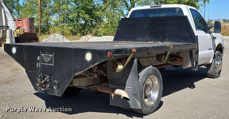 image for item DO5507 2000 Ford F450 Super Duty flatbed truck