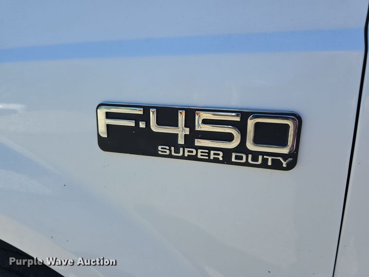 image for item DO5507 2000 Ford F450 Super Duty flatbed truck