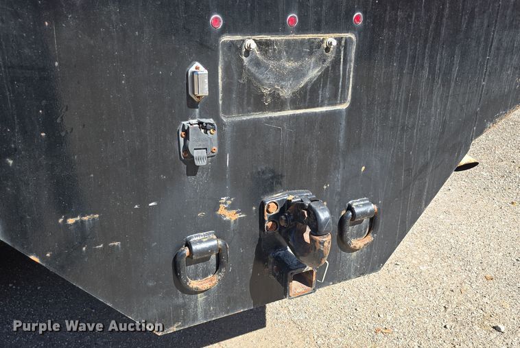 image for item DO5507 2000 Ford F450 Super Duty flatbed truck