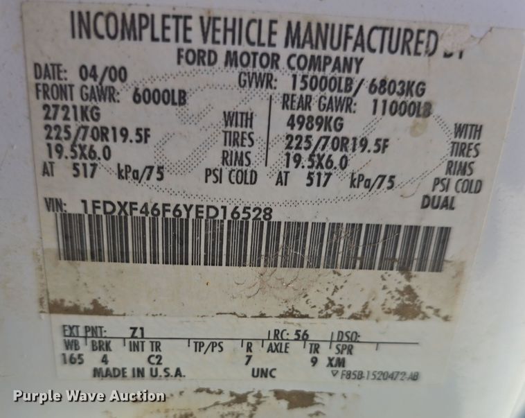 image for item DO5507 2000 Ford F450 Super Duty flatbed truck