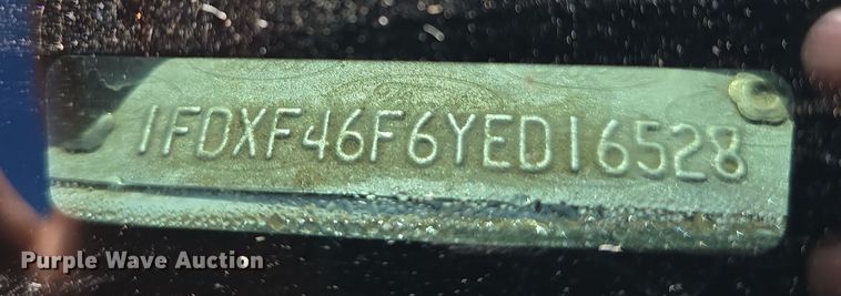 image for item DO5507 2000 Ford F450 Super Duty flatbed truck