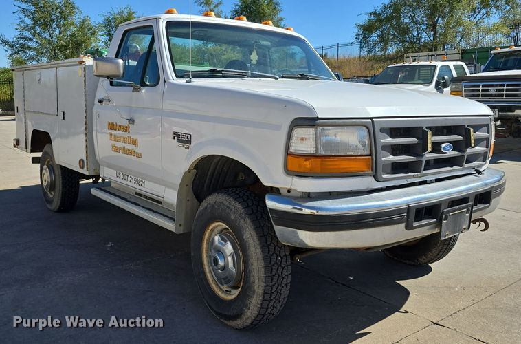 image for item DO5509 1997 Ford LGT Convtnl F350  utility bed pickup truck
