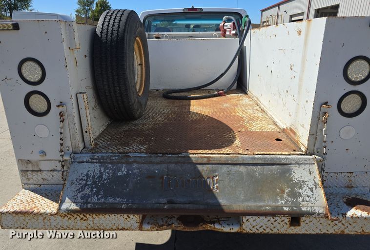 image for item DO5509 1997 Ford LGT Convtnl F350  utility bed pickup truck