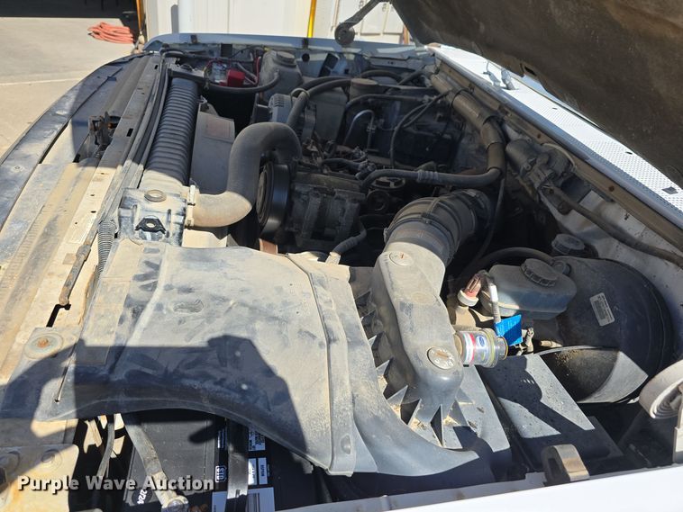 image for item DO5509 1997 Ford LGT Convtnl F350  utility bed pickup truck