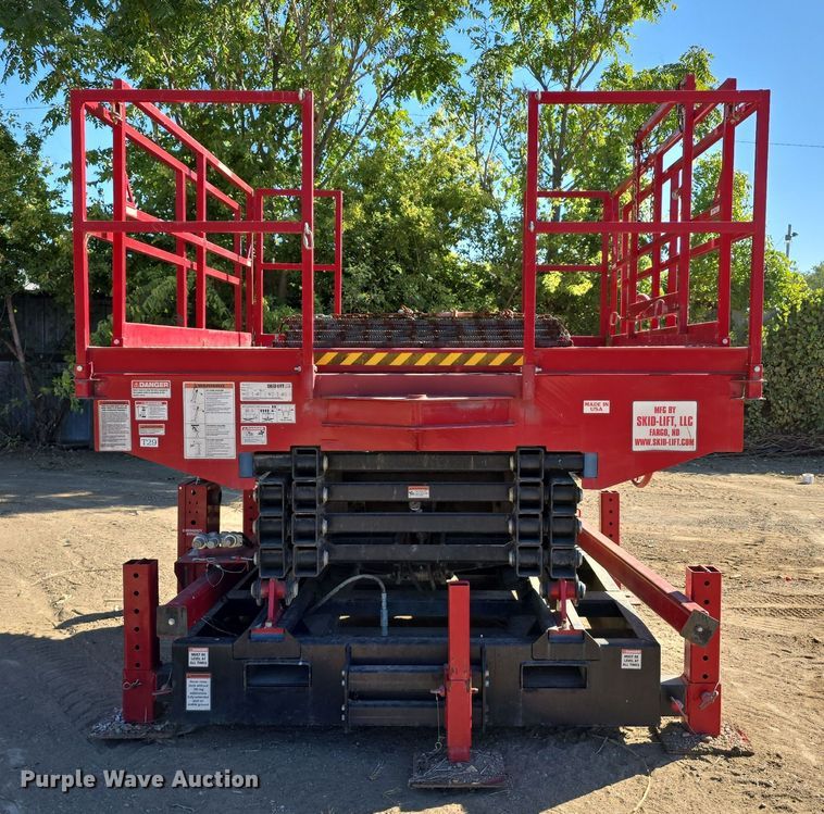image for item DO5545 2018 Skid-Lift Rig-Tower scissor lift