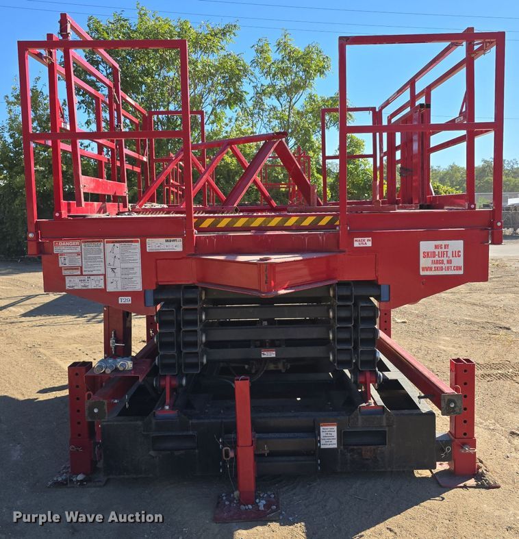 image for item DO5546 2018 Skid-Lift Rig-Tower scissor lift
