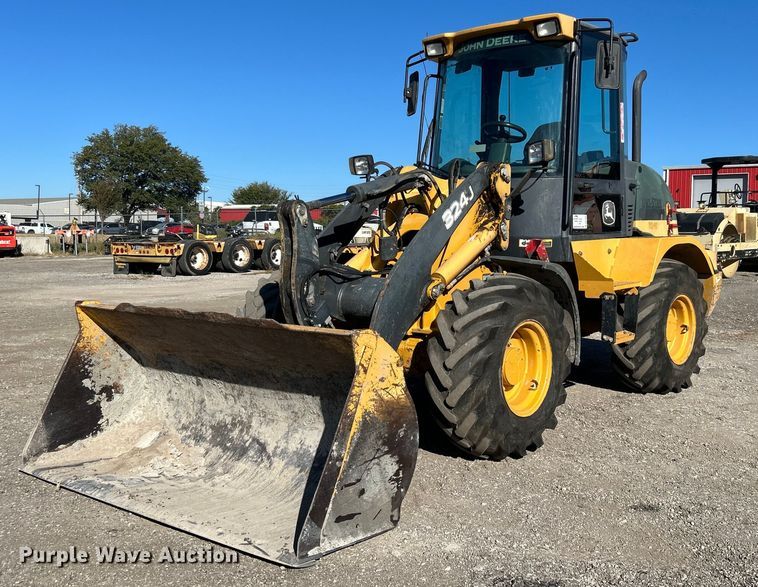 image for item DO7565 2013 John Deere 324J wheel loader