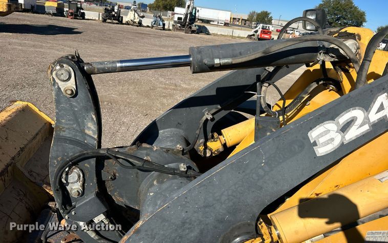 image for item DO7565 2013 John Deere 324J wheel loader