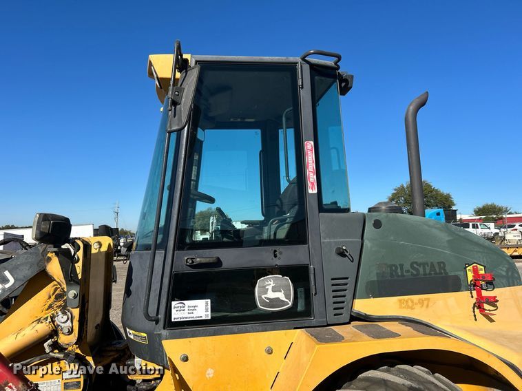 image for item DO7565 2013 John Deere 324J wheel loader