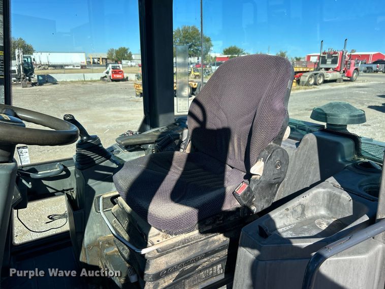 image for item DO7565 2013 John Deere 324J wheel loader