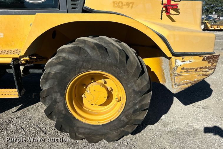 image for item DO7565 2013 John Deere 324J wheel loader