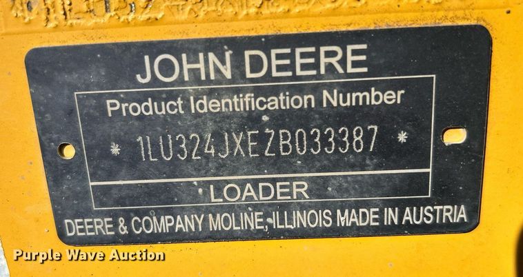 image for item DO7565 2013 John Deere 324J wheel loader