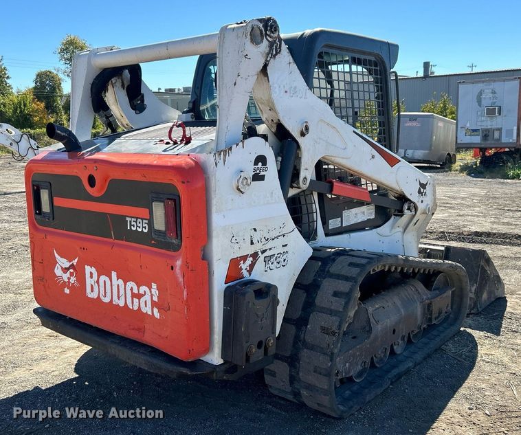 image for item DO7567 2018 Bobcat  T595 skid steer loader