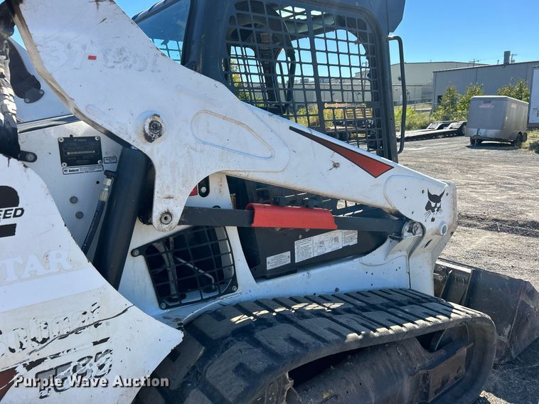 image for item DO7567 2018 Bobcat  T595 skid steer loader