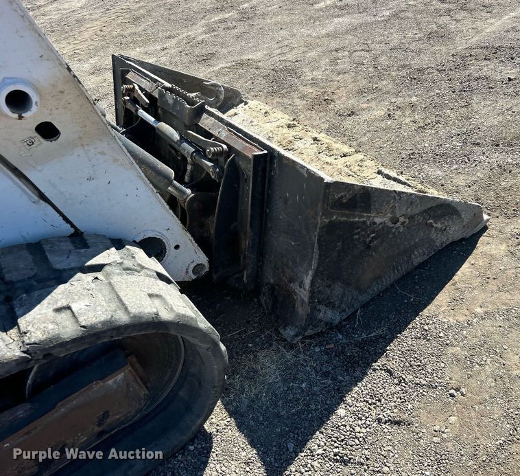 image for item DO7567 2018 Bobcat  T595 skid steer loader