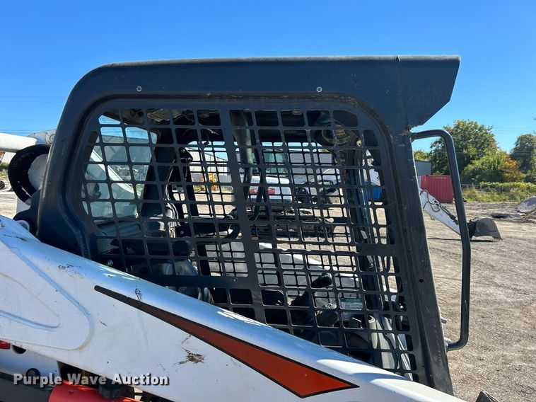 image for item DO7567 2018 Bobcat  T595 skid steer loader