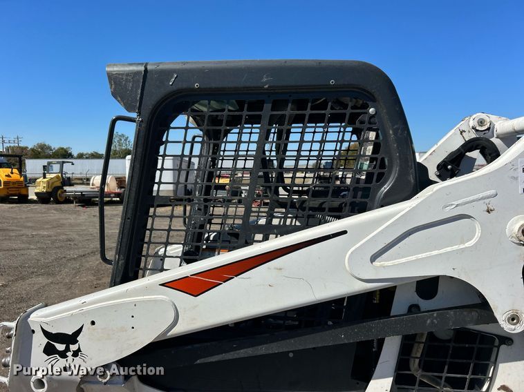 image for item DO7567 2018 Bobcat  T595 skid steer loader