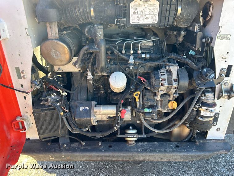 image for item DO7567 2018 Bobcat  T595 skid steer loader