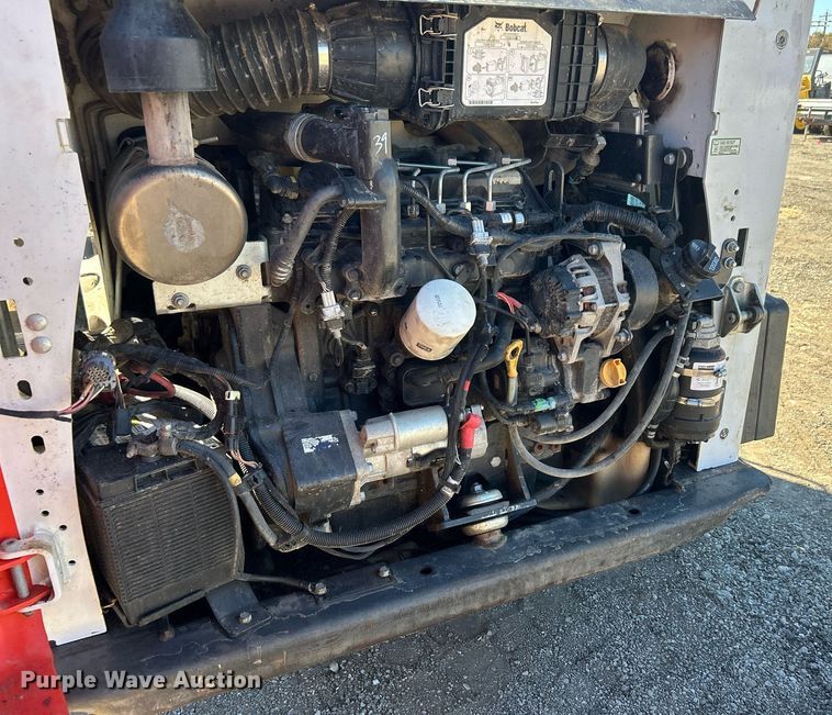 image for item DO7567 2018 Bobcat  T595 skid steer loader