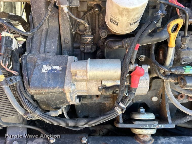 image for item DO7567 2018 Bobcat  T595 skid steer loader