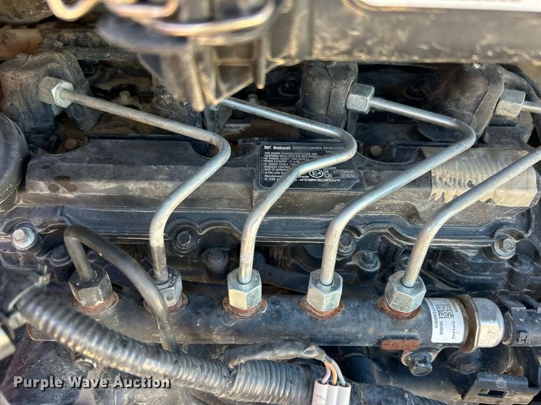 image for item DO7567 2018 Bobcat  T595 skid steer loader